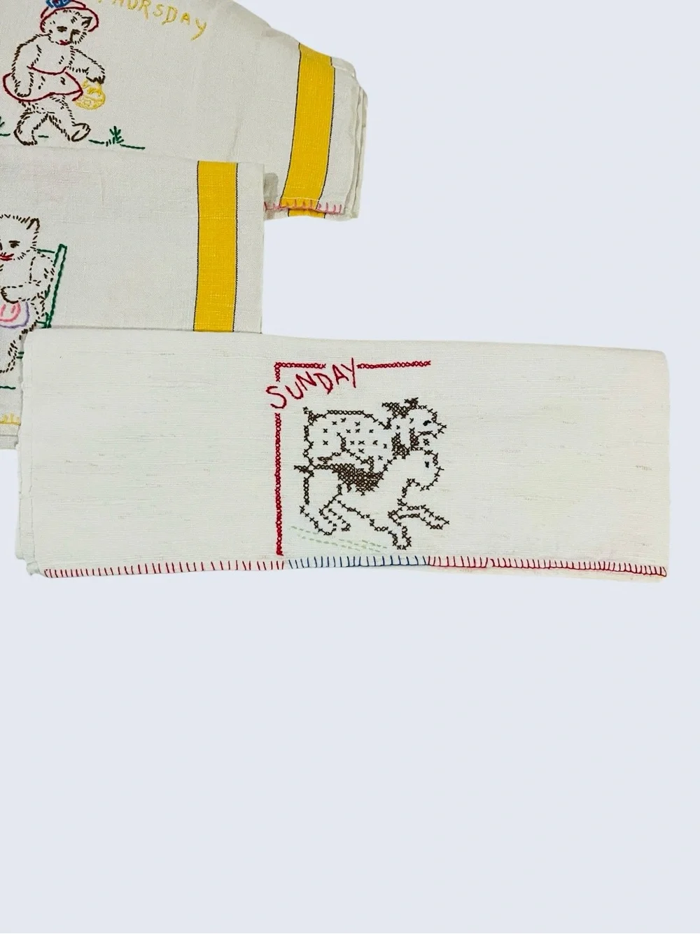 12 Vintage Linen Tea Towels 1940s-70s